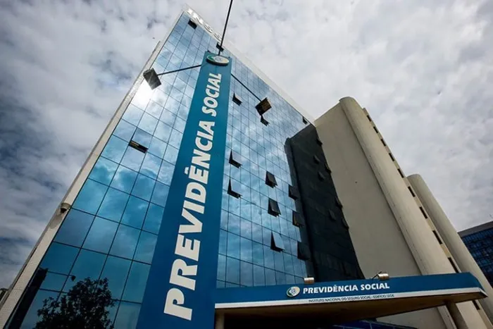 STF volta a analisar regras sobre revisão da vida toda do INSS