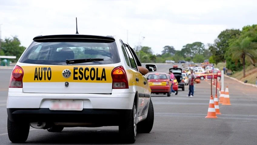 Projeto propõe exame toxicológico gratuito para motoristas