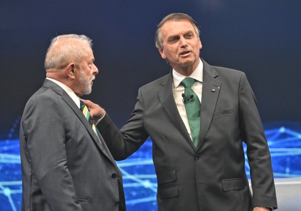 Paraná Pesquisas mostra Bolsonaro à frente de Lula para 2026; Michelle cresce