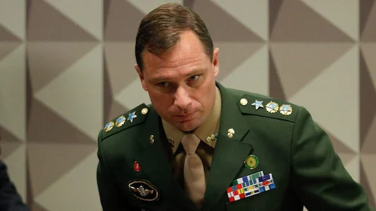 Bolsonaro autorizou venda de joias do acervo presidencial, diz Cid