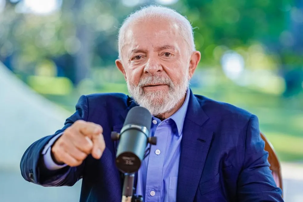Lula sugere que falem bem do governo para melhorar pesquisas