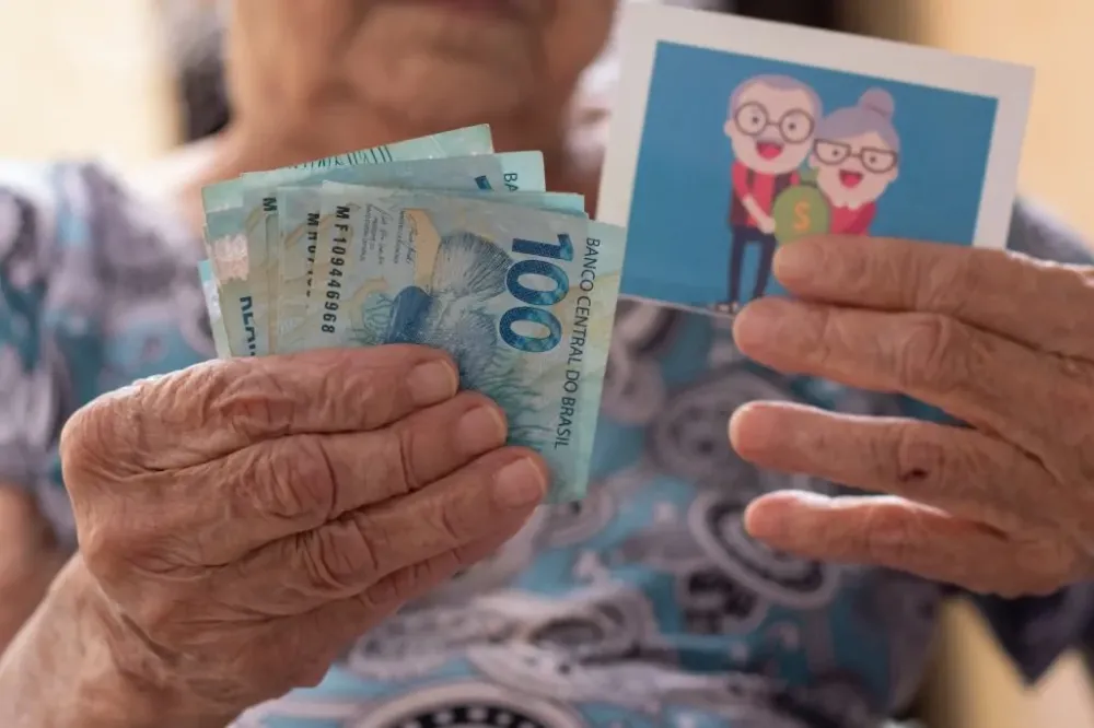 Carnaval 2025 deve afetar pagamentos de salários e aposentadorias do INSS