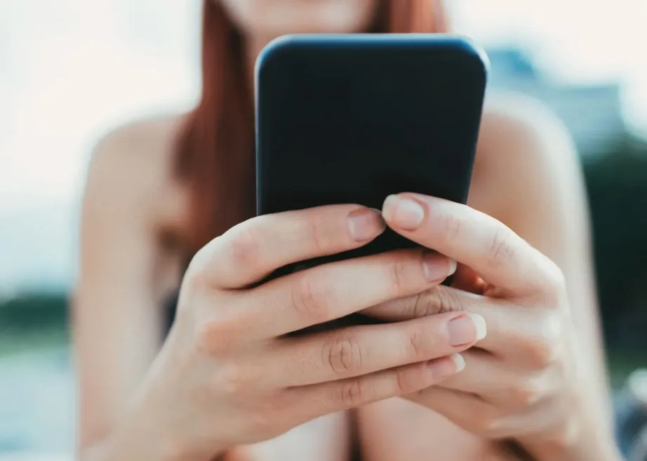 Popular nas redes sociais, “terapia da rejeição” pode agravar saúde mental