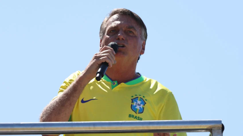 Ato com Bolsonaro neste domingo quer pressionar STF