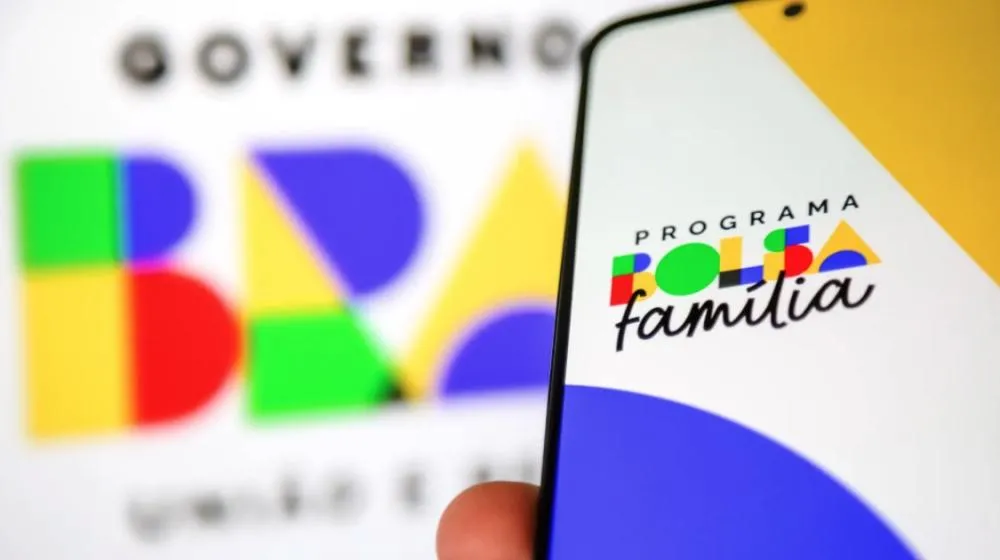 Governo bloqueia 4,1 mi de benefícios do Bolsa Família e BPC por fraudes