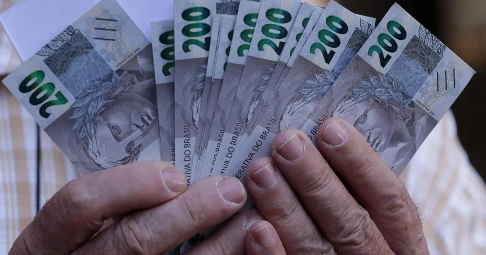 Estados cobram R$ 1,17 tri de contribuintes na dívida ativa, equivalente a 16 meses de arrecadação