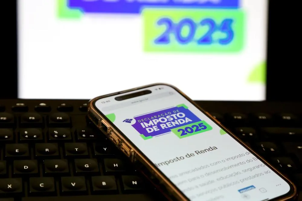 Declaração pré-preenchida do IR 2025 começa terça-feira com previsão de 57% de adesão