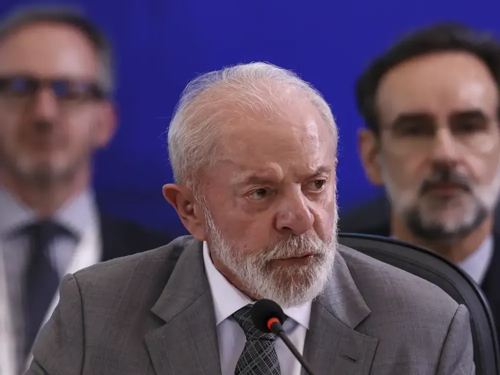 Desaprovação de Lula chega a 53,6%, diz pesquisa