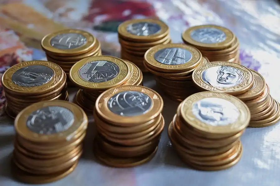 21 profissões que pagaram menos que um salário mínimo em 2024
