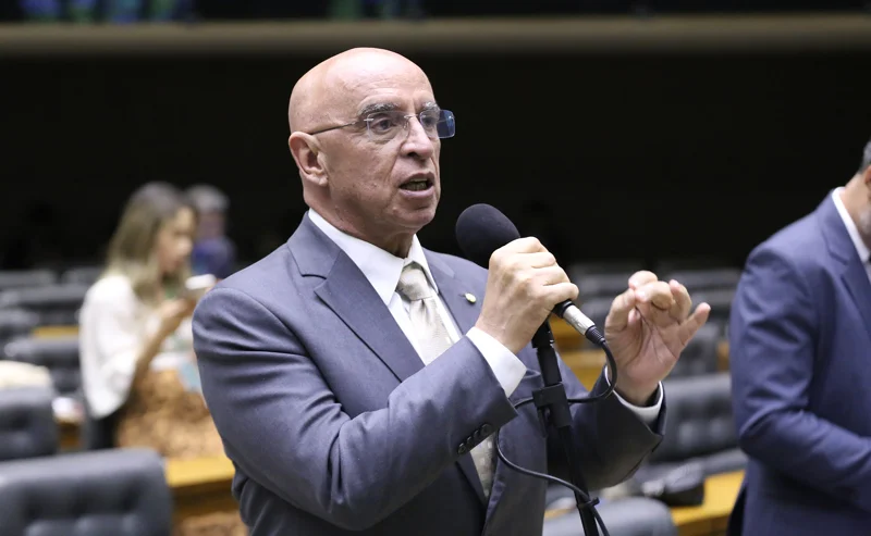 PDT rompe com governo na Câmara e diz que ficará independente 