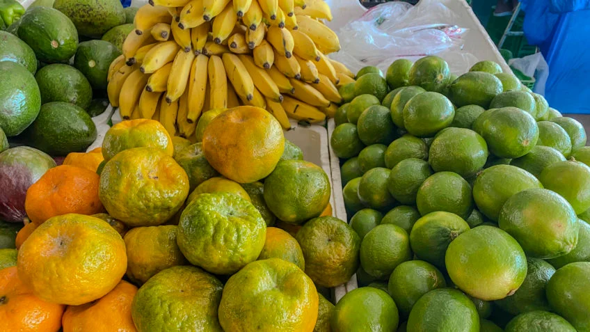 Custo de cesta básica para uma pessoa chega a R$ 432 em abril
