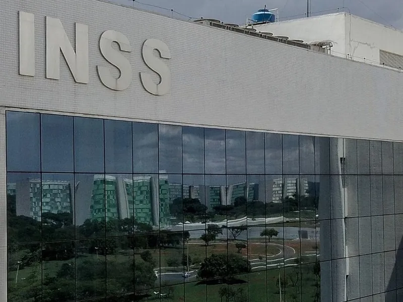 Investigação aponta “Mensalão do INSS”, com mesadas de associações pagas para políticos