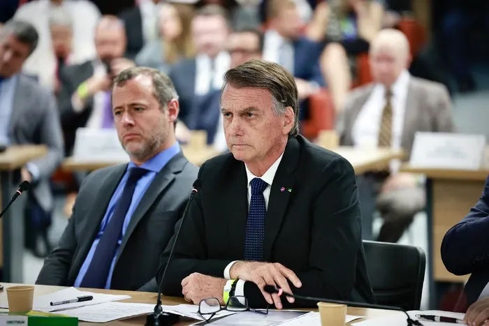 STF: Bolsonaro revela conversa com Forças, mas nega tentativa de golpe