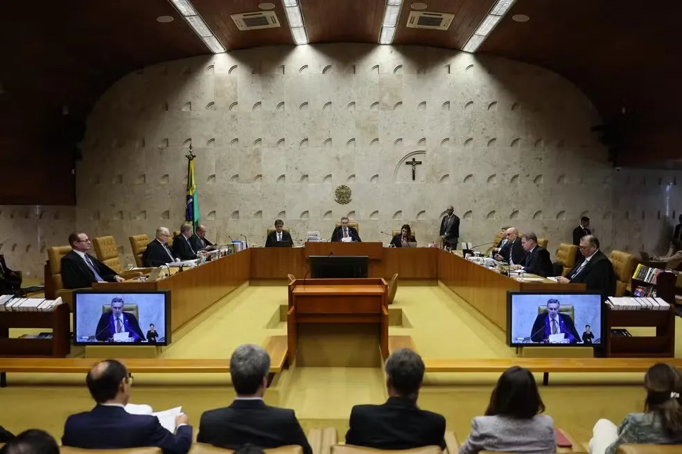 STF determina que redes sociais removam posts criminosos e conteúdo ilegal sem ordem judicial
