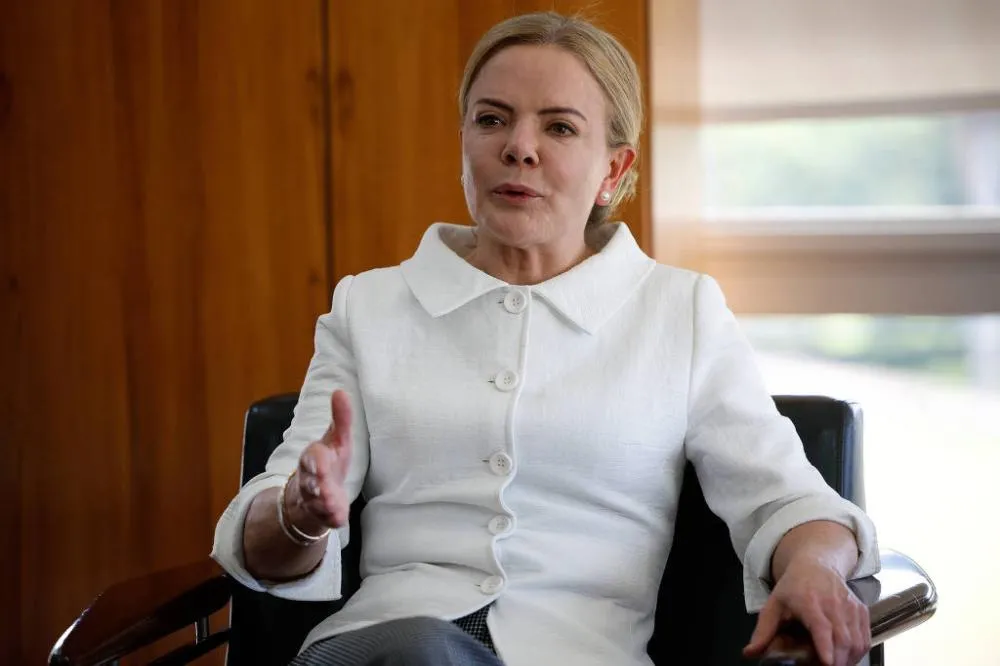 Governo bate martelo e vai brigar por decreto do IOF no Supremo