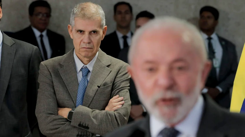PT promove encontro com influenciadores mirando apoio à “taxação BBB”