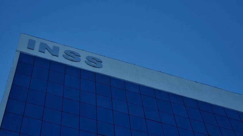 Governo iniciará pagamentos de descontos do INSS em 24 de julho