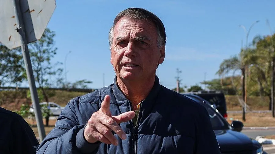 Direita precisa decidir se prioriza Bolsonaro ou Brasil, diz professor