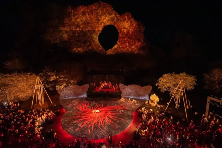 Espetáculo ‘’Fantasma da Ópera’’ inicia hoje (24); confira a programação
