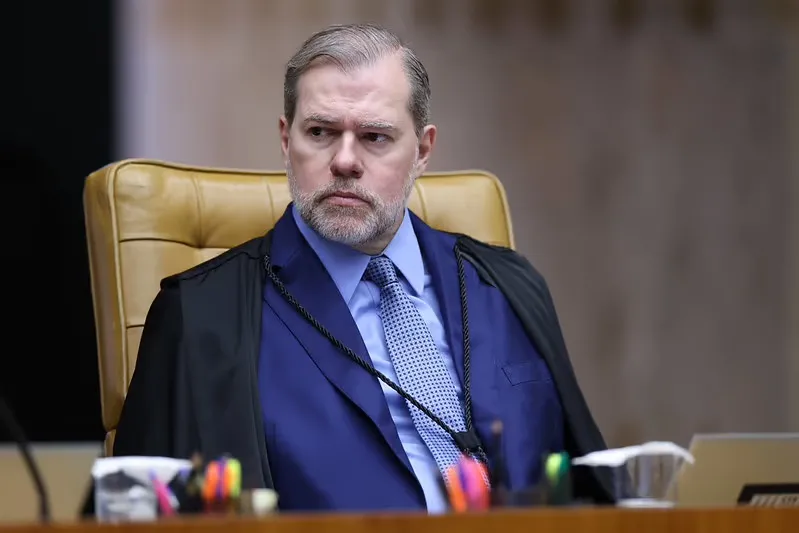PGR pede ao STF troca do relator do caso das fraudes no INSS