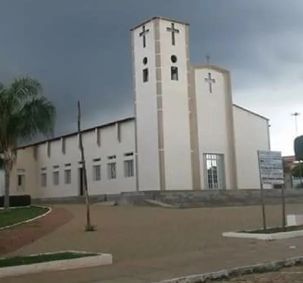 Padre é indiciado por estupro e afastado das funções religiosas em Brejo do Piauí