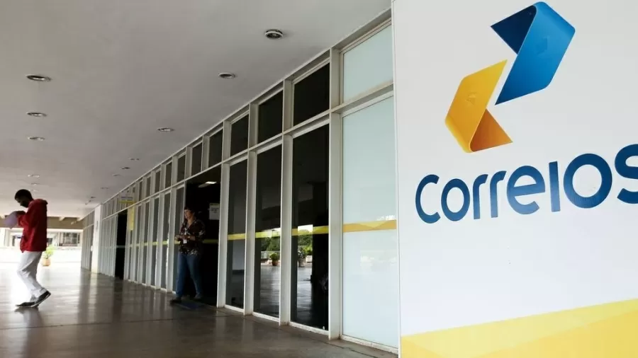 Serasa oferece 99% de desconto em dívidas e abre atendimento nos Correios