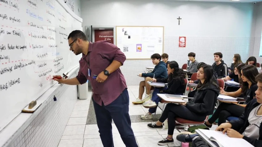 Brasil tem maior número de aluno por professor em faculdades privadas