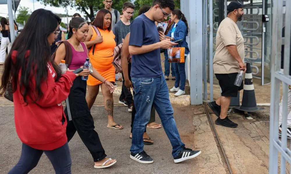 Falta um mês para o primeiro dia de provas do Enem 2025