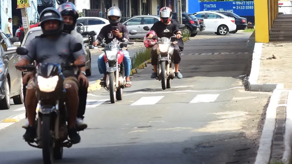 IBGE aponta que 4 em 10 piauienses usam motocicletas para chegar ao trabalho