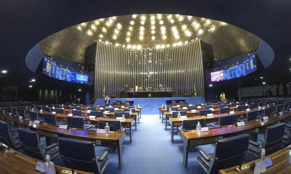 Senadores têm mais verbas em emendas do que 44% das cidades brasileiras