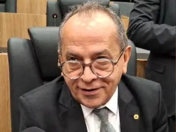 Hélio Isaías diz que PT fará 16 deputados nas eleições de 2026: “Confiante não, é certeza! Me cobre”