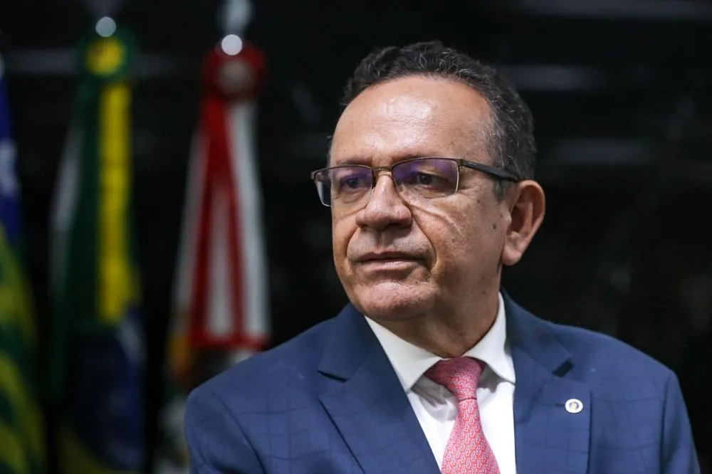 Presidente do TRE cria comissão e alerta sobre candidatos ligados a facções