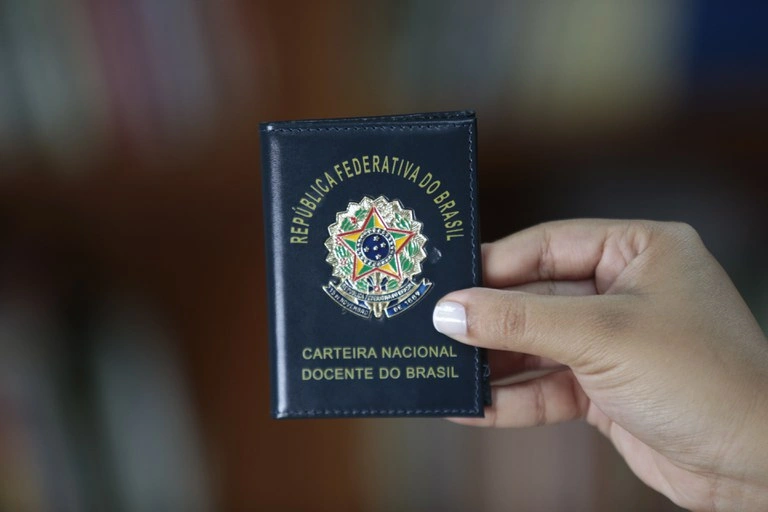 Mais de 57 mil professores do Piauí podem solicitar a Carteira Nacional Docente