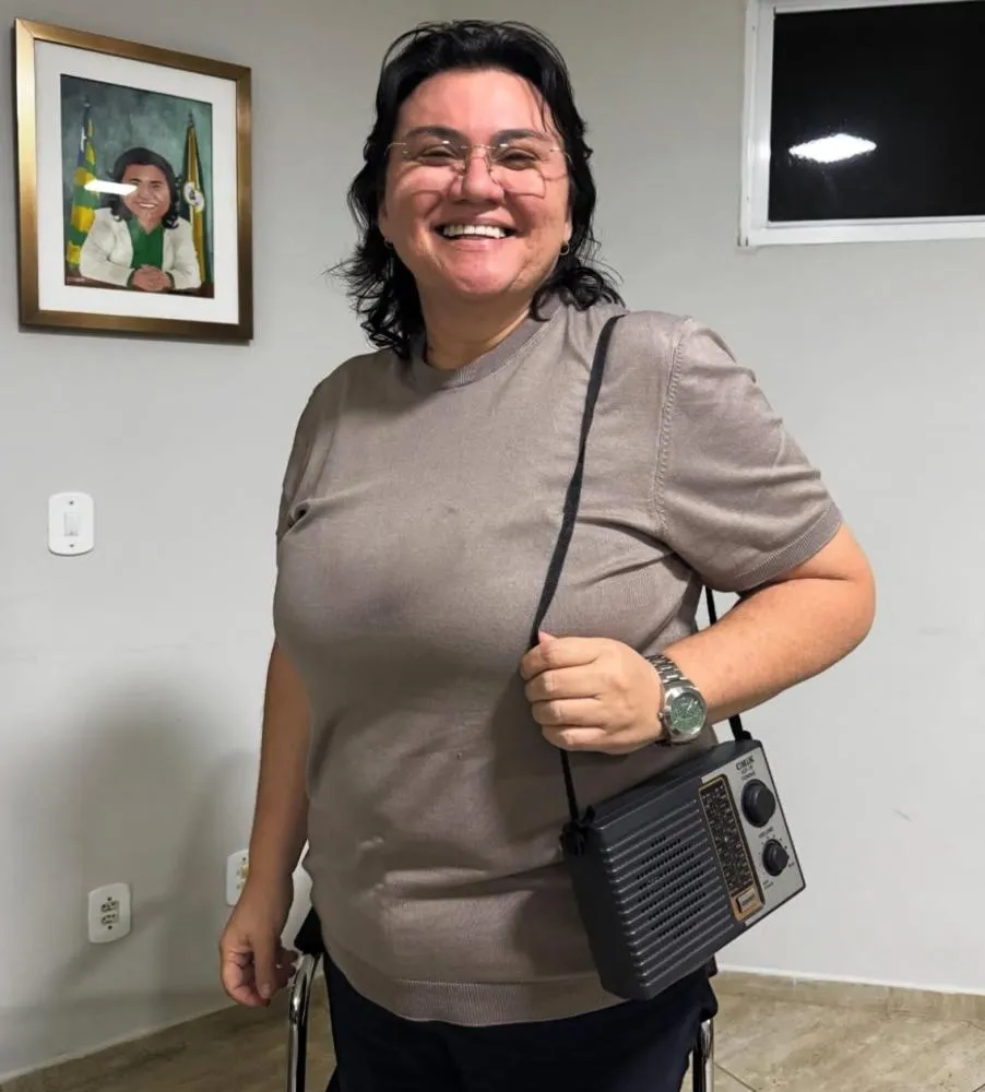 Justiça Eleitoral cassa mandato da prefeita de Piripiri por promover sua imagem com recursos públicos