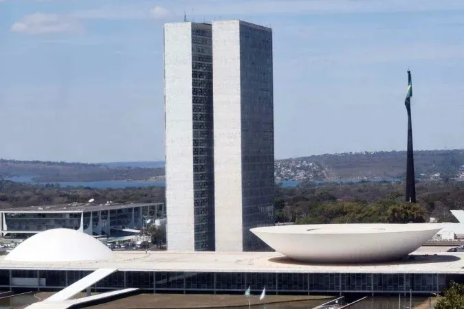 Partidos terão R$ 6,4 bilhões em recursos públicos para 2026 eleitoral