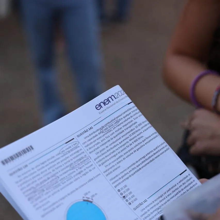 Estudantes lançam abaixo-assinado por anulação do Enem 2025