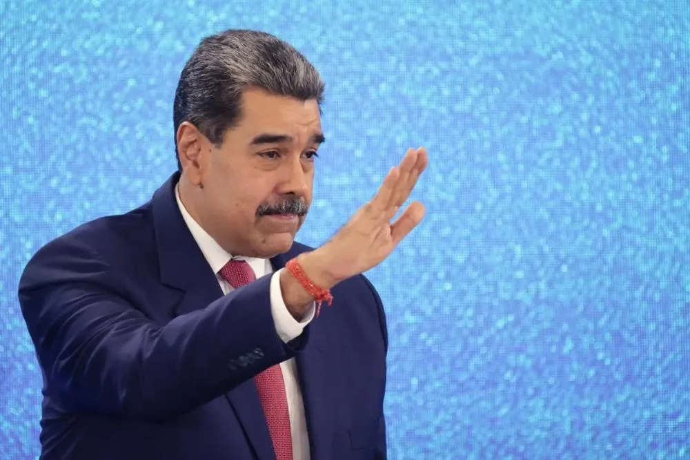 Jornalista é preso na Venezuela após denunciar buraco em avenida