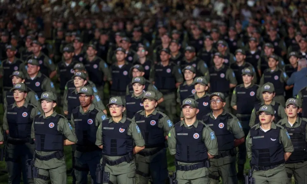 Governador anuncia concurso da PM com mil vagas e edital previsto para 2026