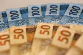 Taxa alta em plano de previdência pode comer quase 40% da aposentadoria