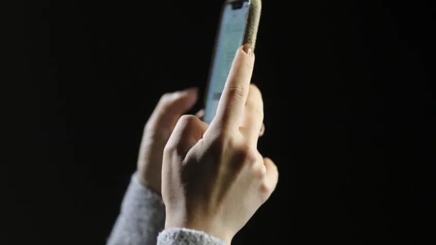 Brasil é o 4º país que mais gasta tempo em apps