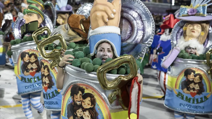 Houve excesso em fantasia sobre 'família em conserva', diz pastor petista