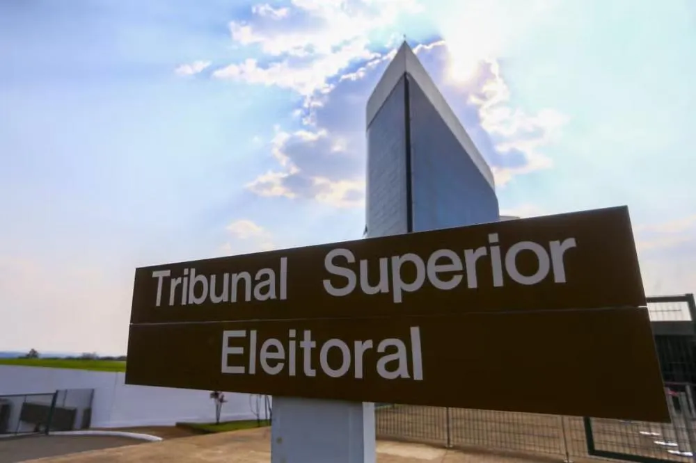 TSE proíbe propaganda eleitoral gerada por inteligência artificial 72 horas antes da votação