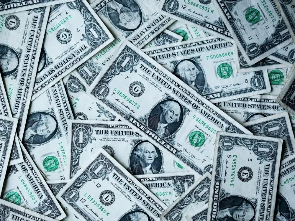 Dívida externa do Brasil bate recorde e se aproxima de US$ 400 bilhões