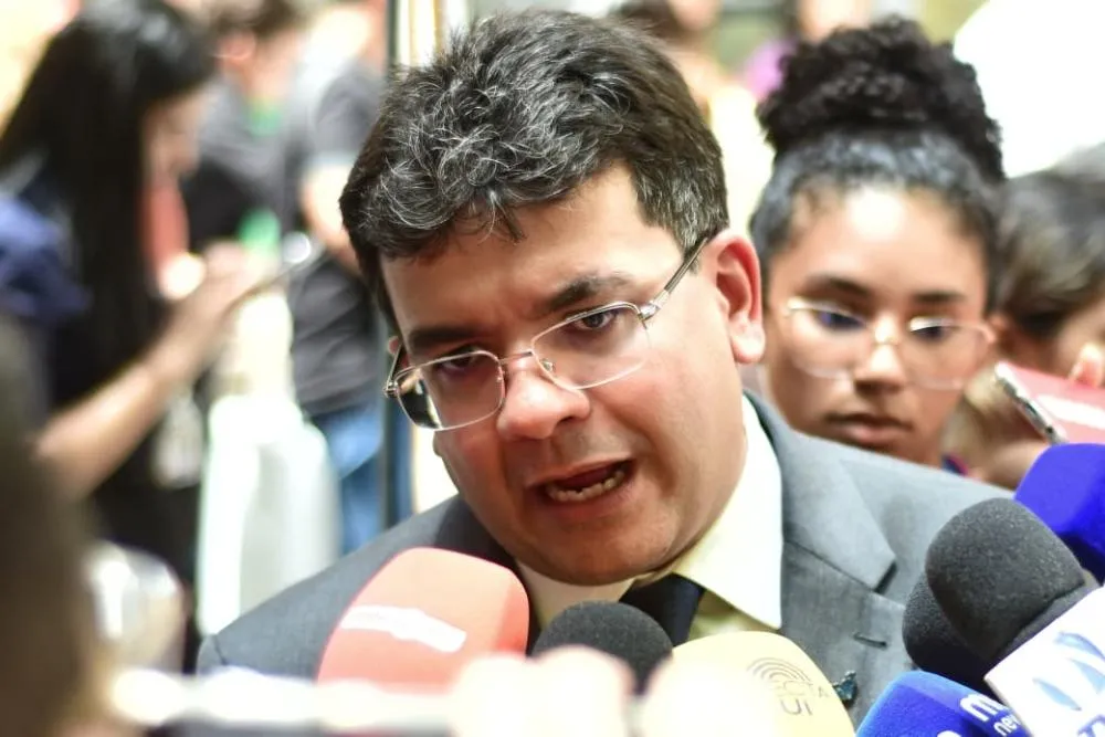 Governador diz que ICMS da gasolina já foi reduzido