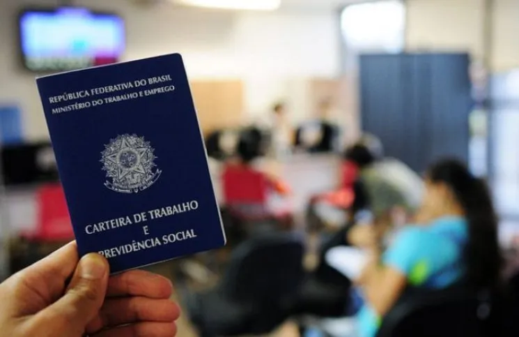 Desemprego sobe para 6,1% no trimestre até março