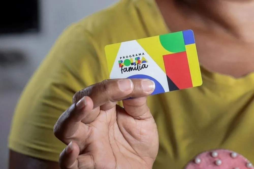 Governo define regras para desligamento voluntário do Bolsa Família