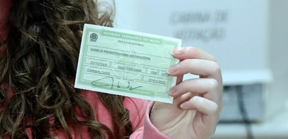 Termina hoje prazo para regularizar título de eleitor