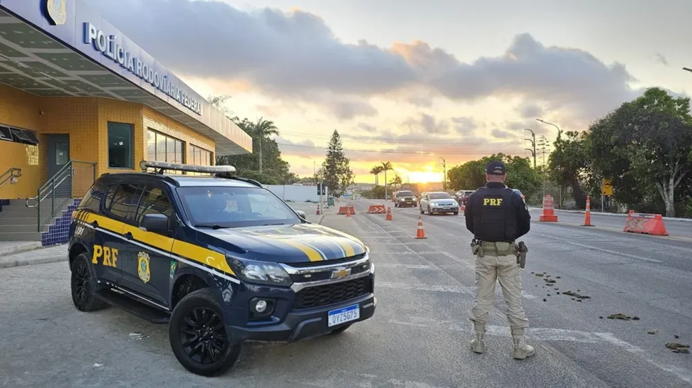 PRF Intensifica fiscalização nas rodovias durante a Operação Corpus Christi 2026