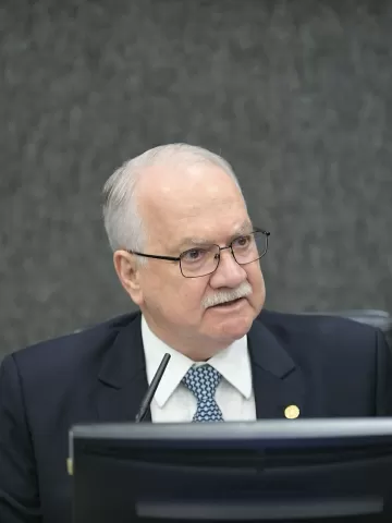 Fachin cria grupo de trabalho para rever 'penduricalhos' de juízes