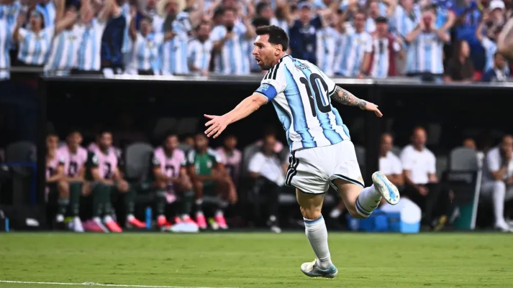 Messi quebra recorde de Cristiano Ronaldo na Copa do Mundo; saiba qual